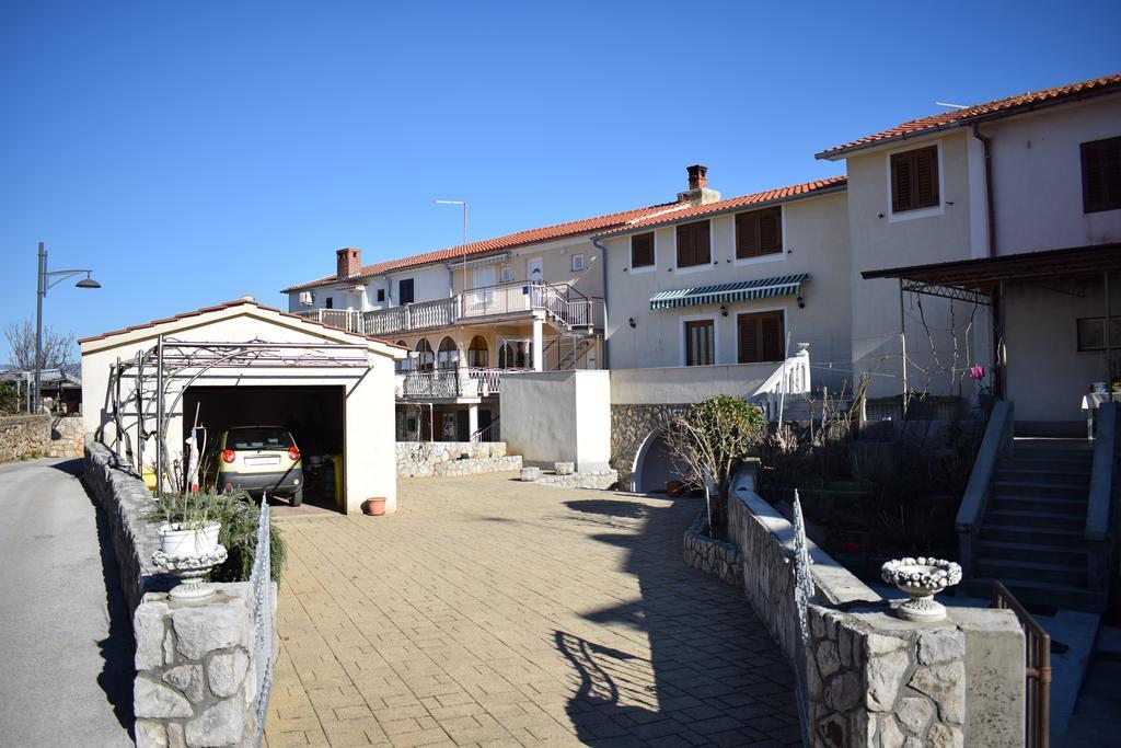 Apartments Blue Dream Malinska Zewnętrze zdjęcie